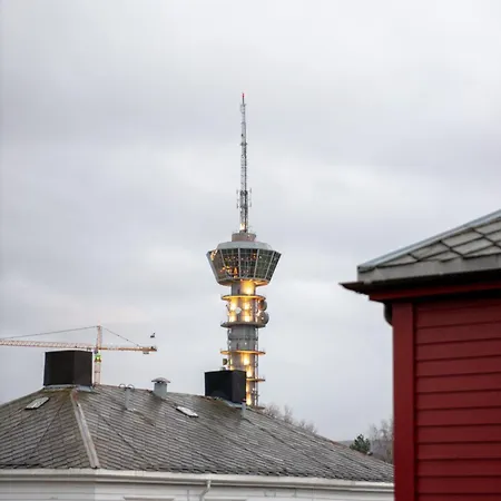 Stilig Bolig I Rolig Nabolag